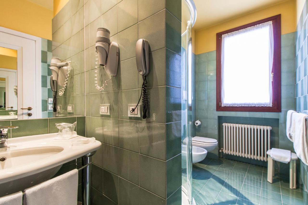 Charming Hotel Dei Chiostri Follina Kültér fotó